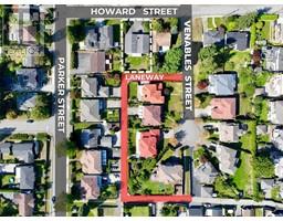 938 Howard Avenue, Image 3