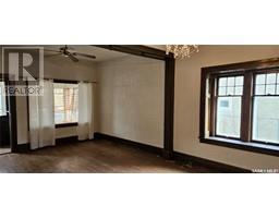 Bedroom - 414 2nd Avenue Nw, Swift Current, SK S9H0P3 Photo 3