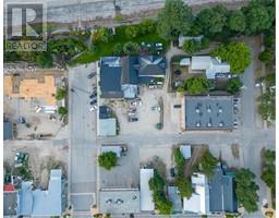 92 4th Avenue, Nakusp, BC V0G1R1 Photo 5