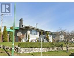 4701 Ridgelawn Drive, Image 3