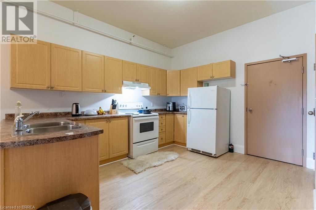 150 Colborne Street E Unit 405