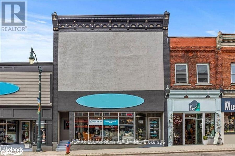 24 Manitoba Street