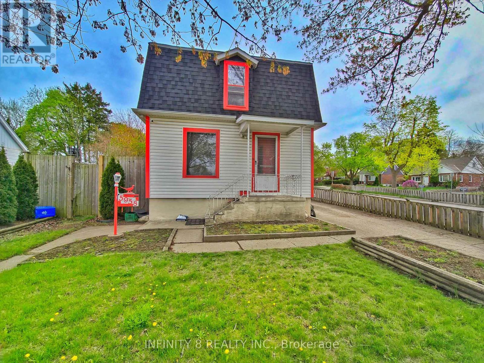 5958 Summer Street W