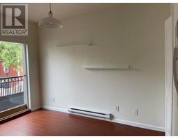 202 2817 Clark Drive, Image 2