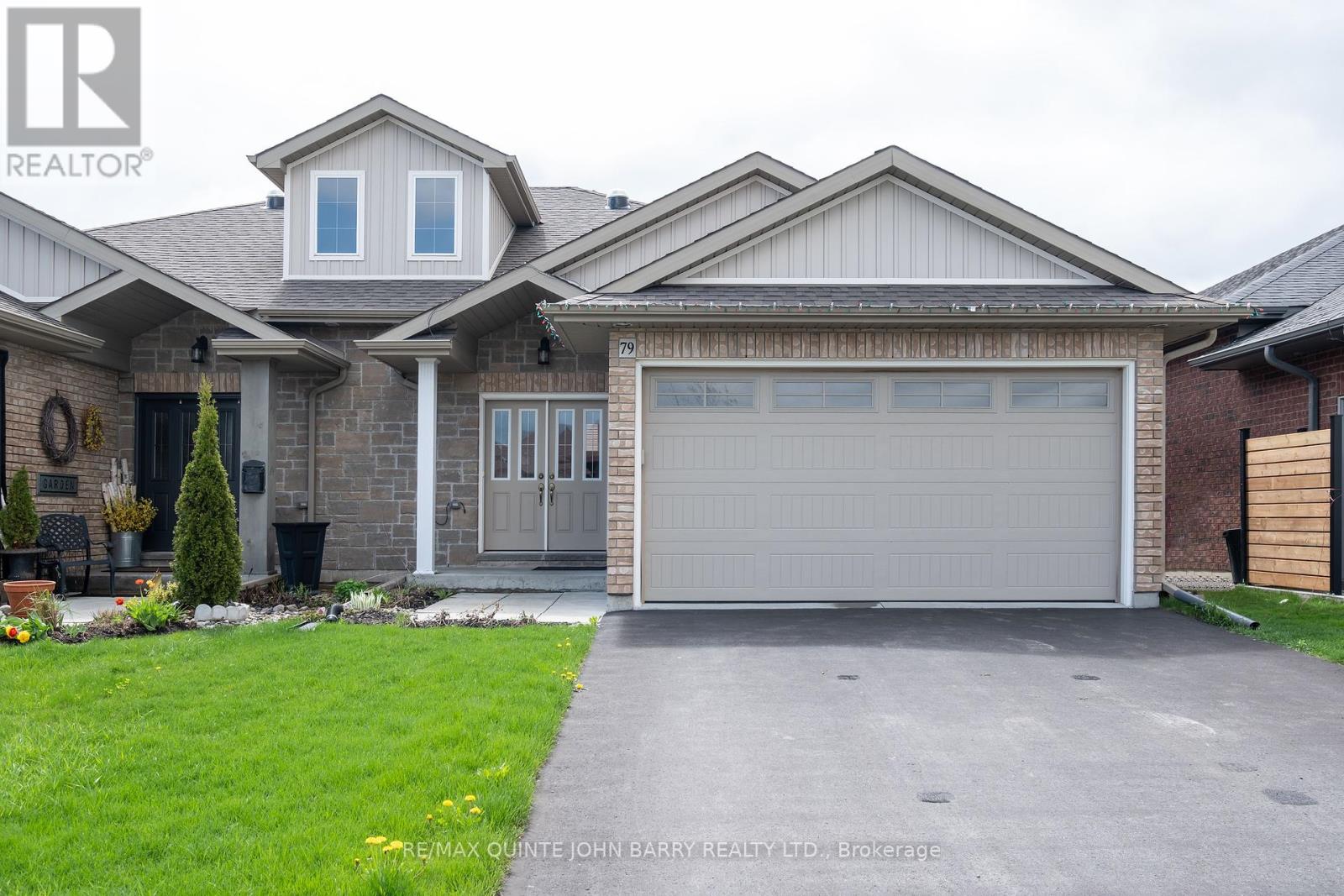 79 Cortland Crescent