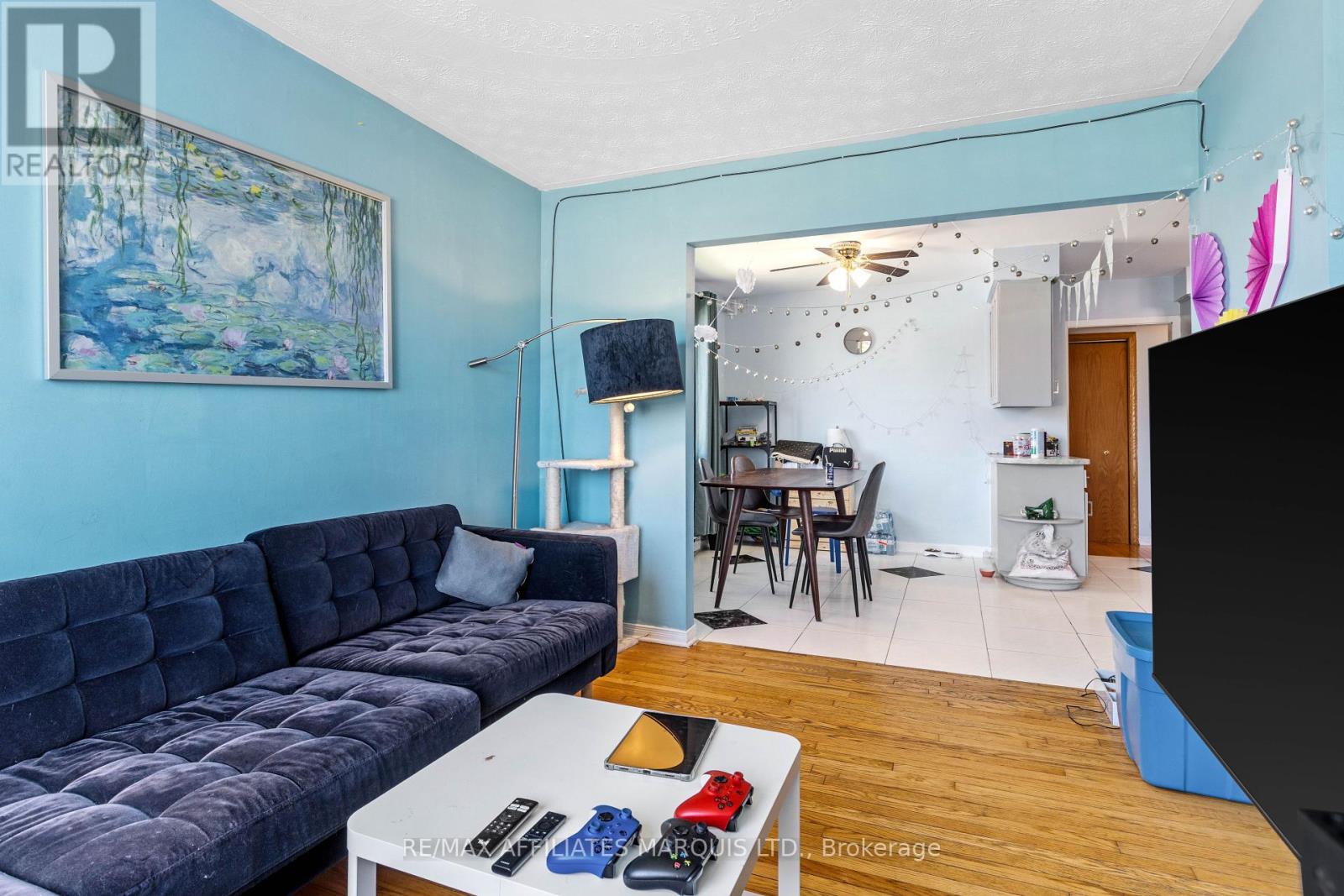 1409 Second Street E