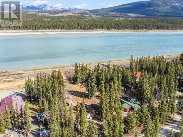 8 Tagish River Road