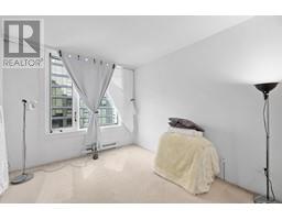 1706 888 Pacific Street, Image 3