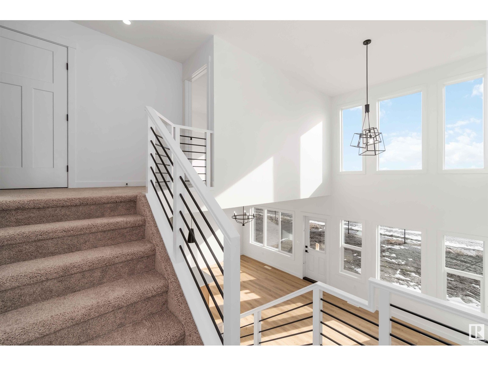 1603 12 St Nw