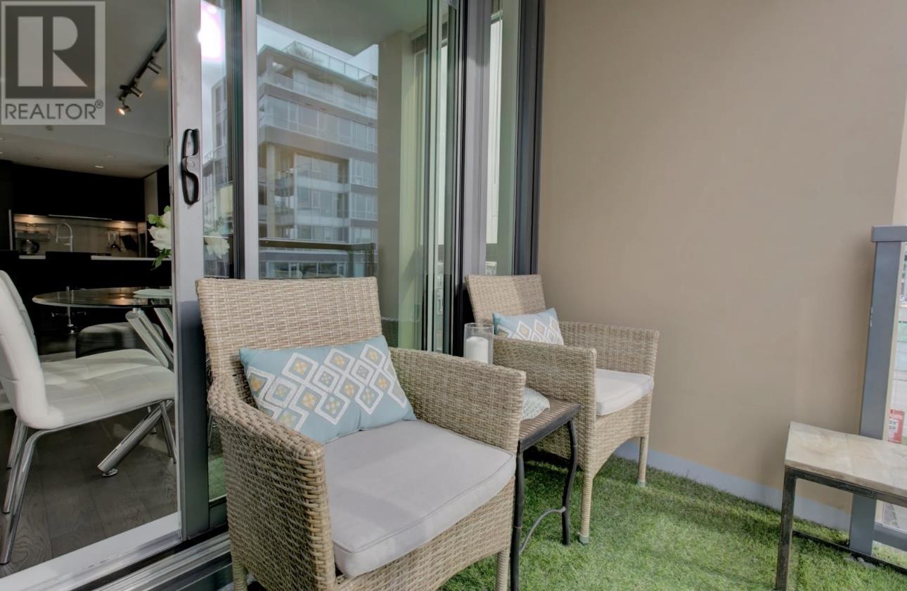 610 288 W 1st Avenue