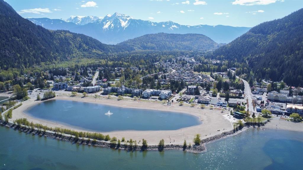 4 120 Esplanade Avenue Harrison Hot Springs