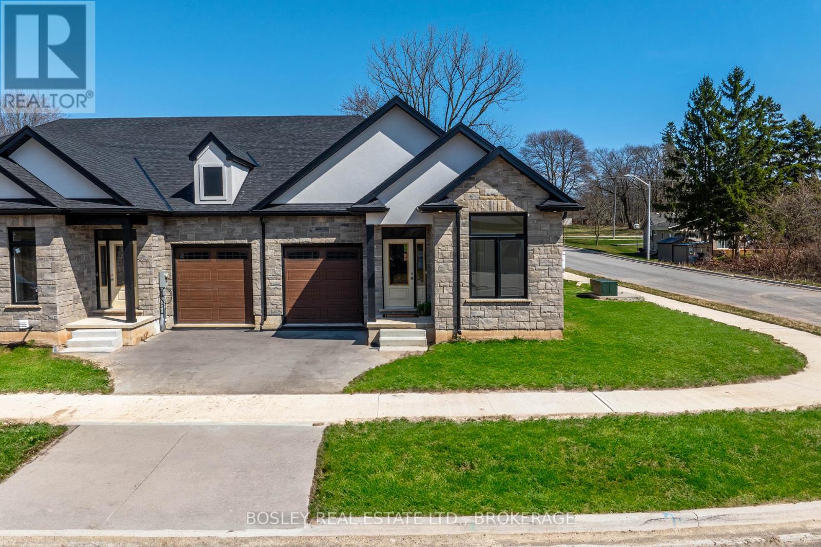 512 Royal Ridge Drive
