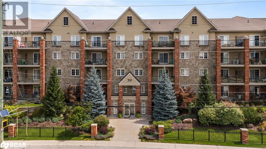 39 Ferndale Drive S Unit 106