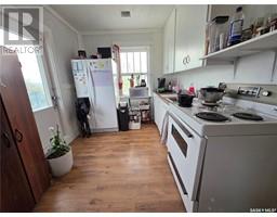 420 9th Avenue Nw, Swift Current, SK S9H1B1 Photo 2