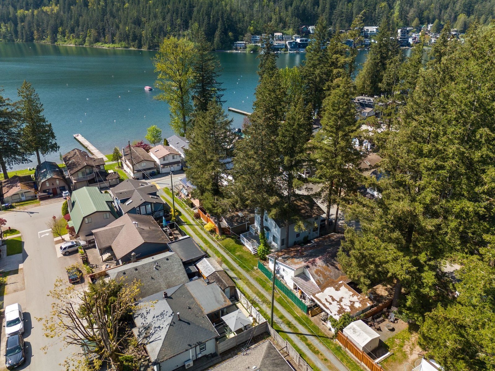 363 Pine Street Cultus Lake North