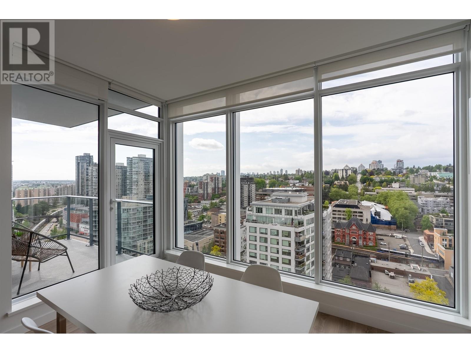 2104 660 Quayside Drive