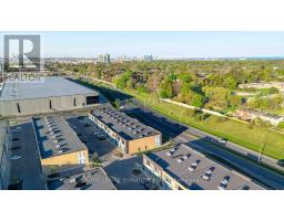 12 A 1235 Queensway E, Image 2