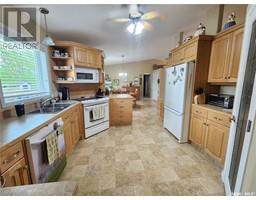 4pc Bathroom - 225 3rd Street, Weyburn Rm No 67, SK S0C1X0 Photo 3