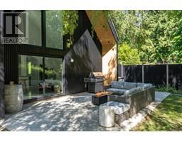 Bathroom - 146 Menhinick Dr, Salt Spring, BC V8K1W7 Photo 2