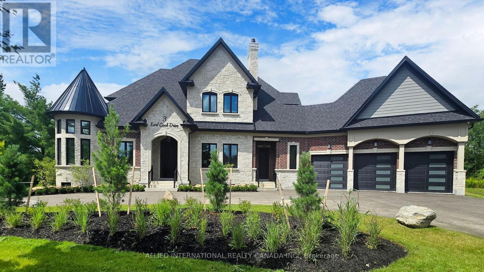 3 Earl Cook Drive