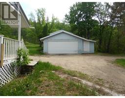 Living room - 225 2nd Street, Paradise Hill, SK S0M2G0 Photo 3
