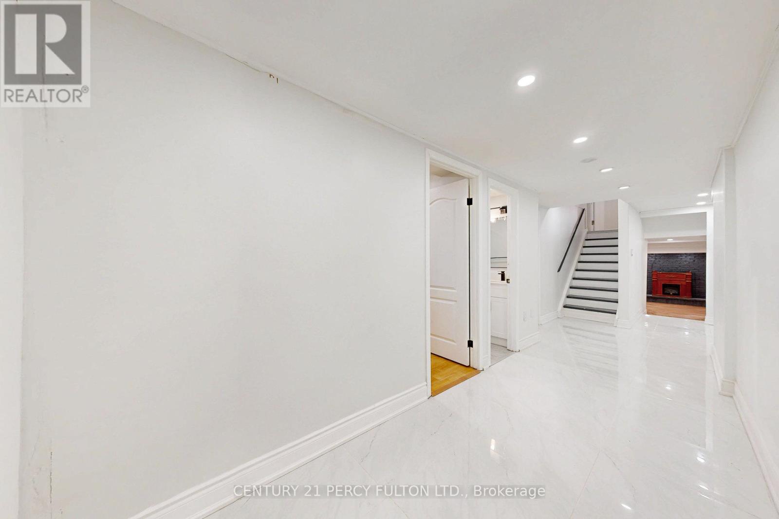 78 Agincourt Drive
