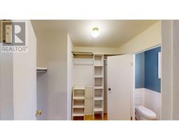 Bedroom 2 - 10109 Macintosh Crescent, Hudsons Hope, BC V0C1V0 Photo 5