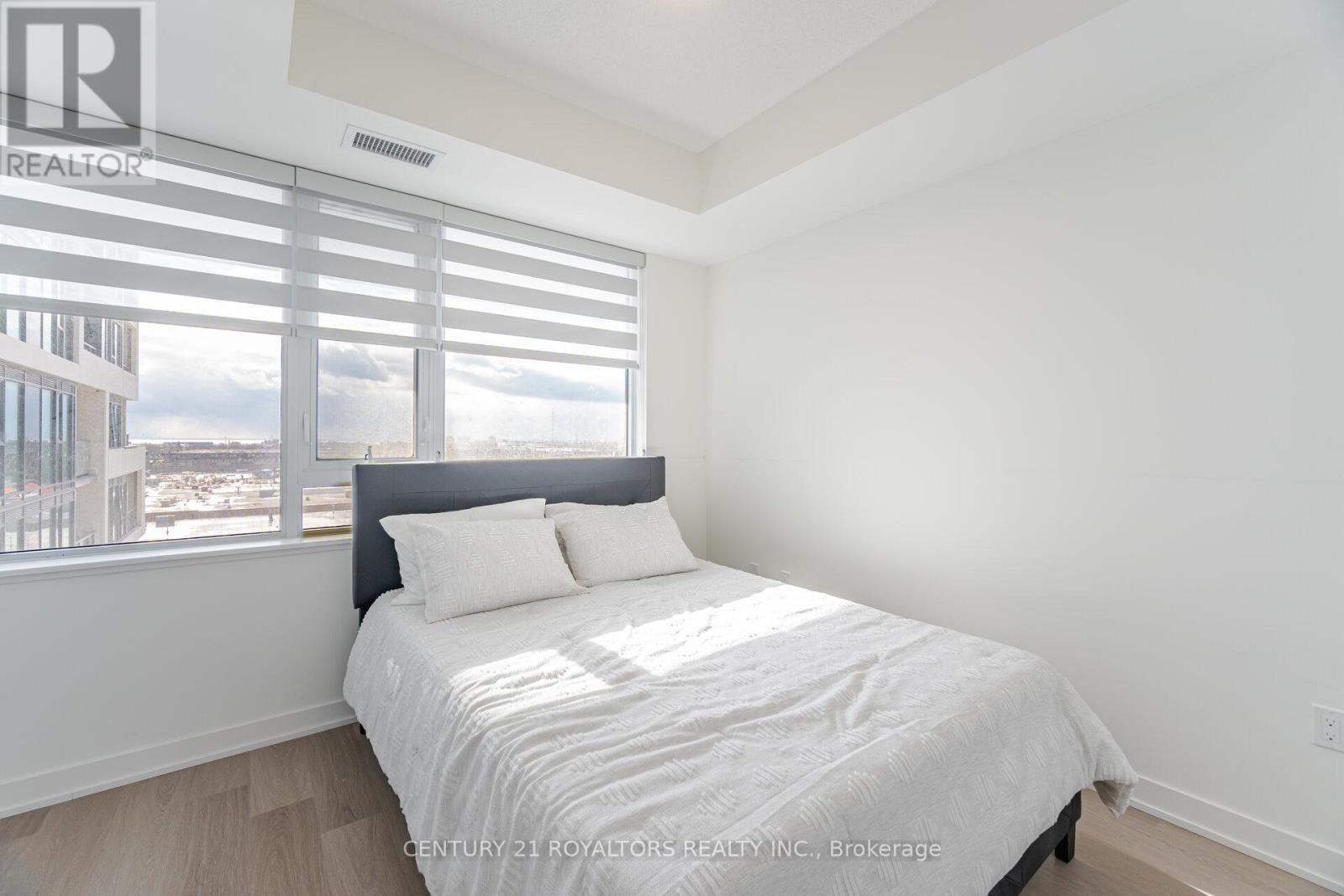 509 859 The Queensway