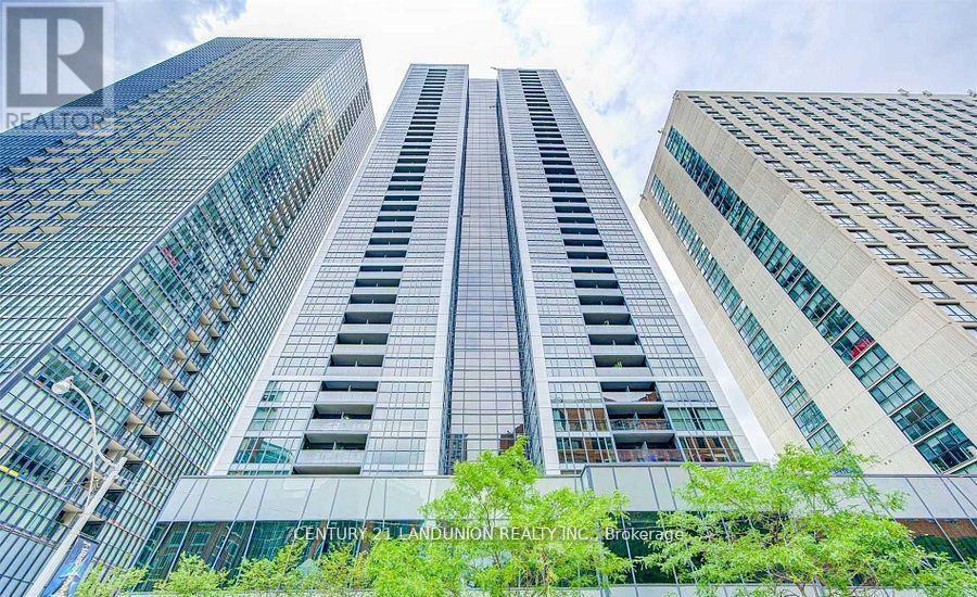 2902 28 Ted Rogers Way