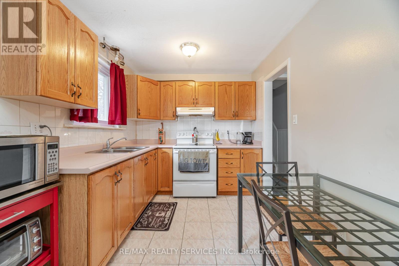 25 Edenridge Drive