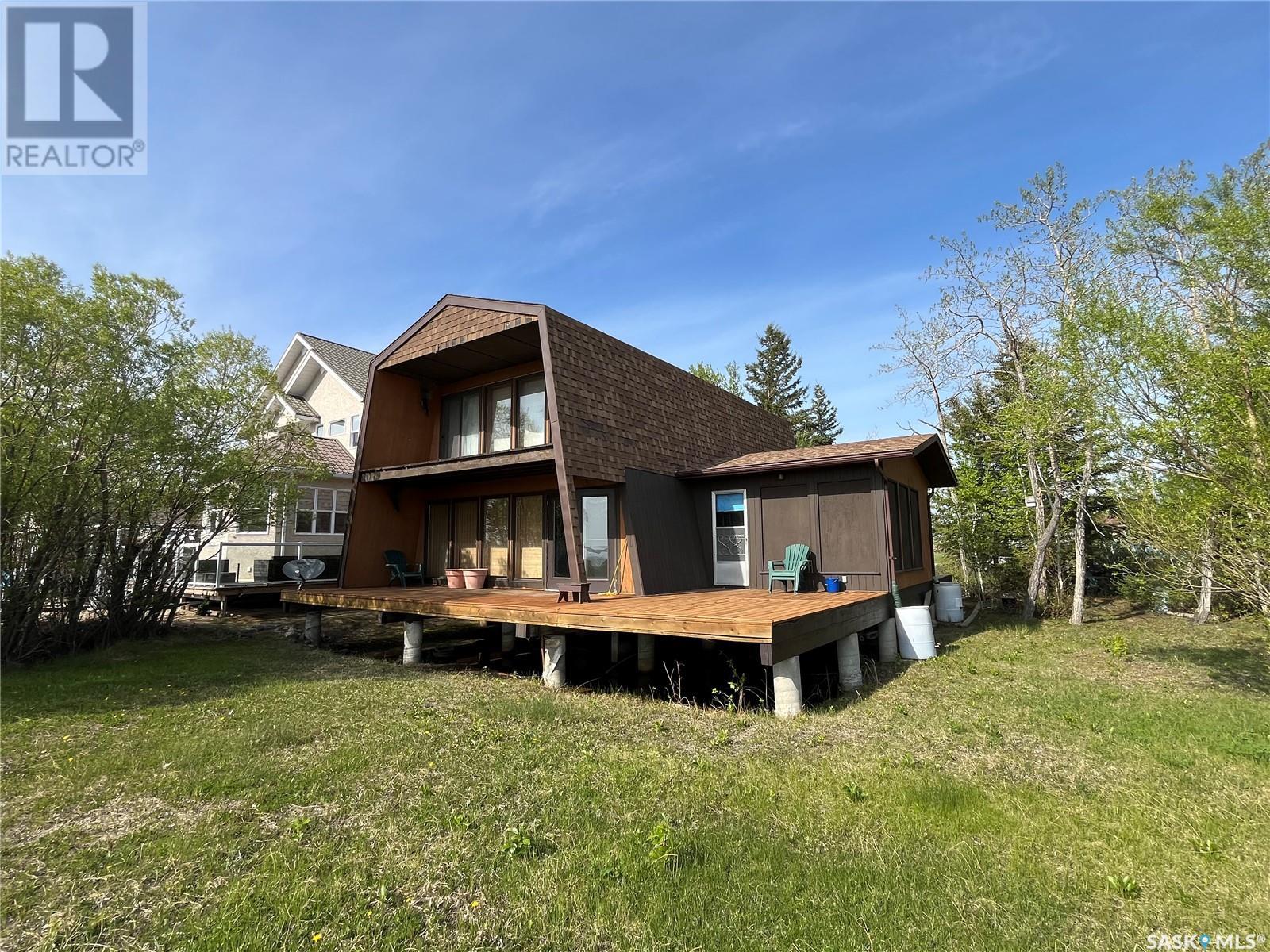 118 119 Murray Crescent