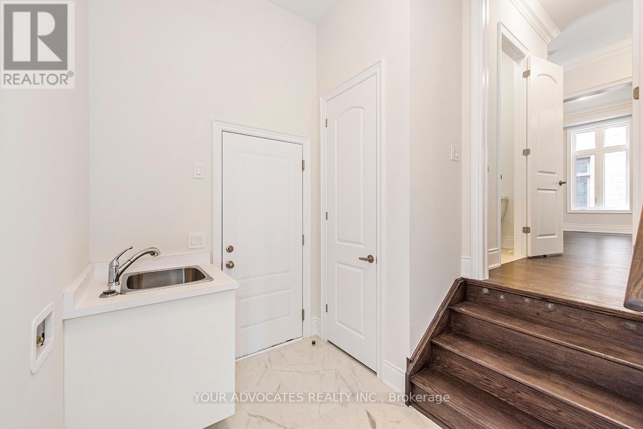 83 James Walker Avenue