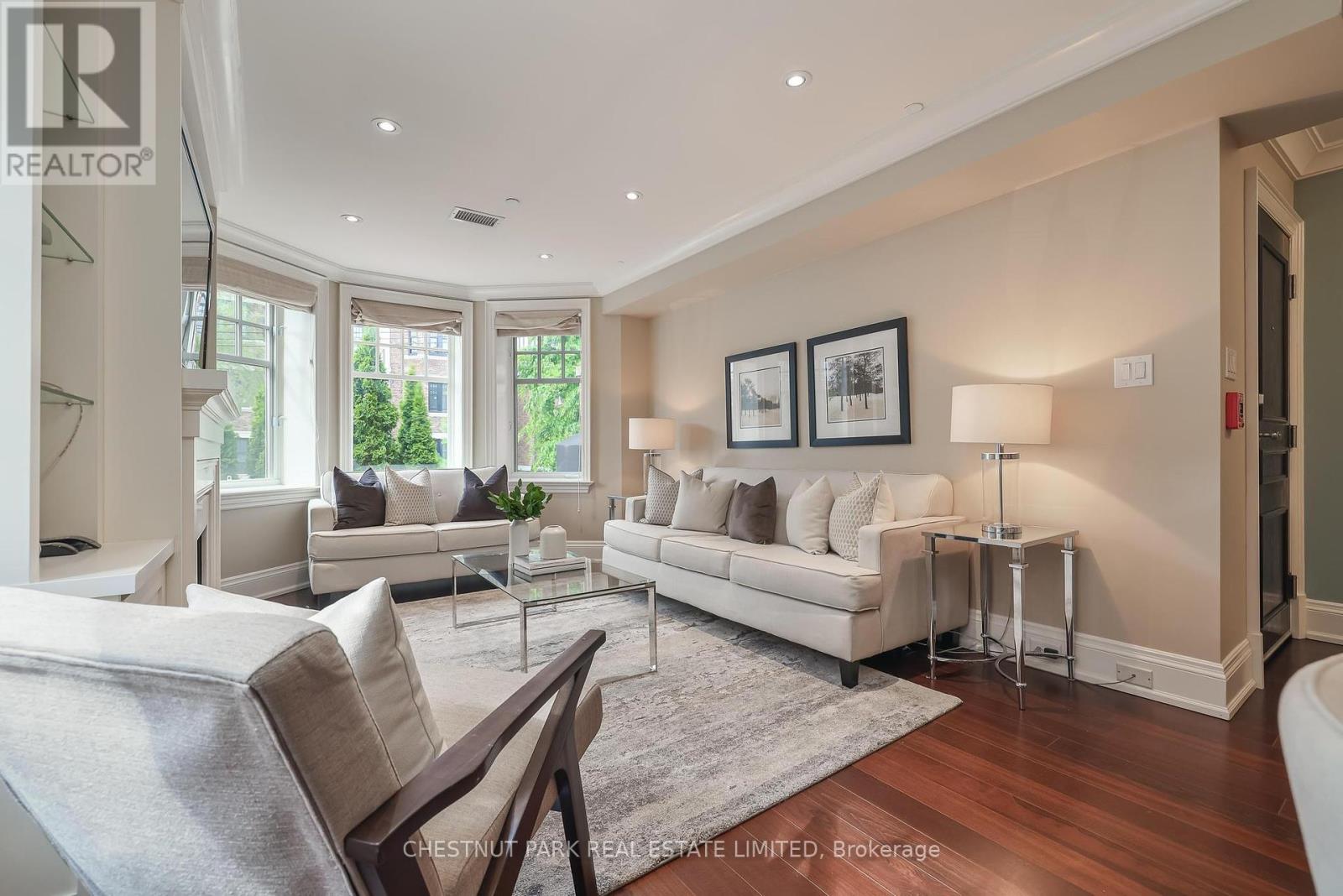 2 B 317 Lonsdale Road