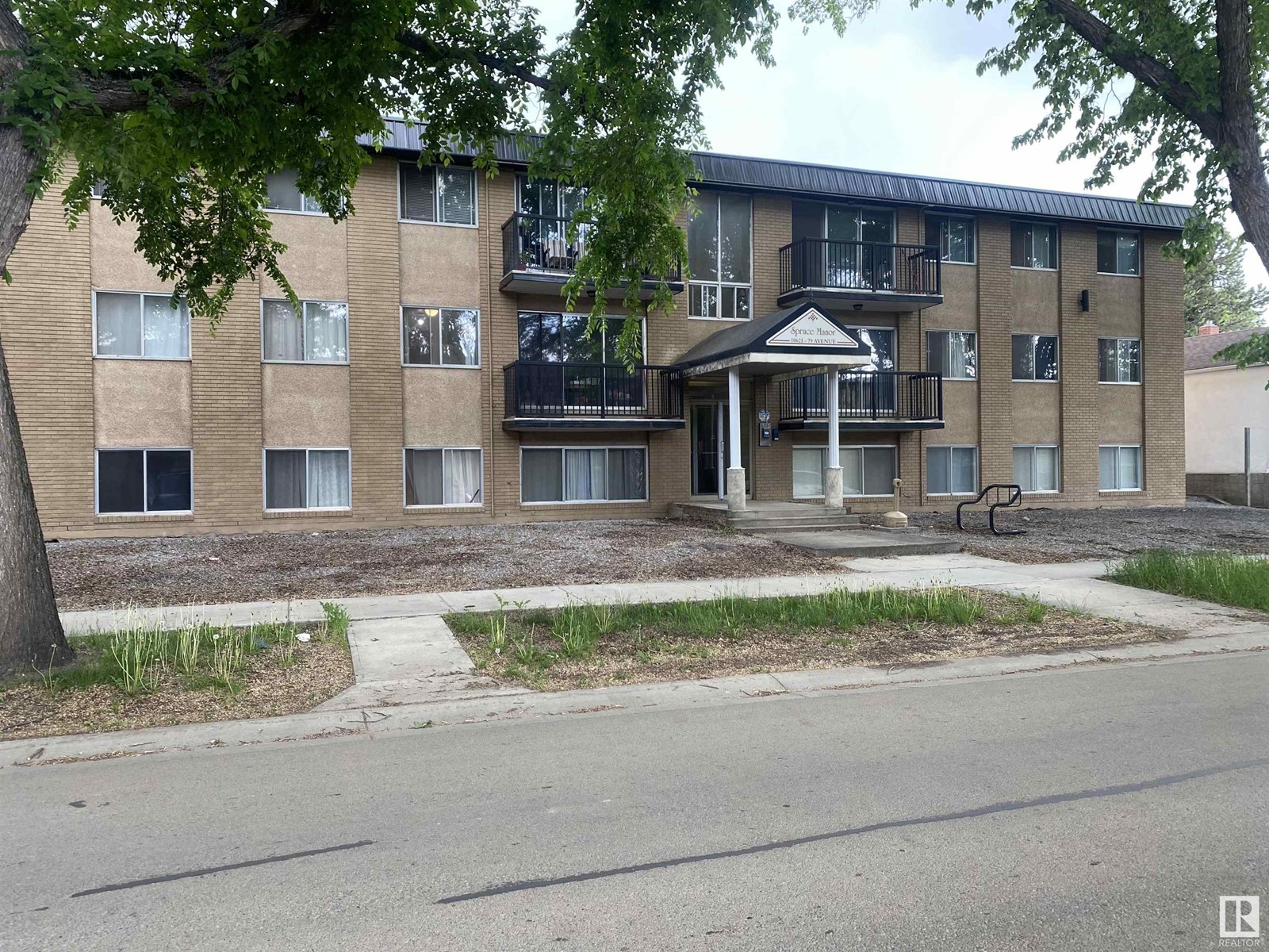 301 10621 79 Av Nw Nw