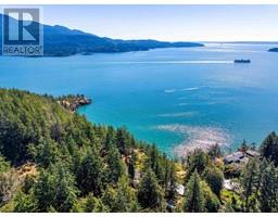 341 Robinson Road, Bowen Island, BC V0N1G1 Photo 2