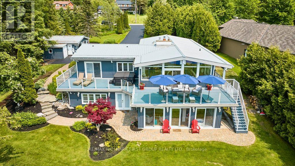 6 Ambleside Drive