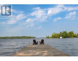 Primary Bedroom - 2310 Salmon Bay Road, Dourodummer, ON K0L2H0 Photo 4