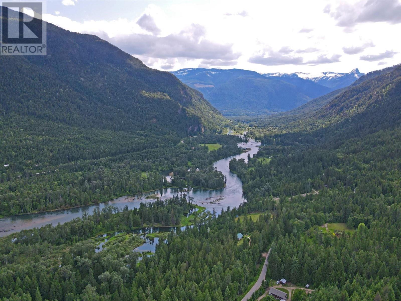 4911 Slocan River Road