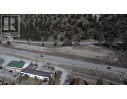 7585 Redstreak Road, Radium Hot Springs, BC V0A1M0 Photo 4