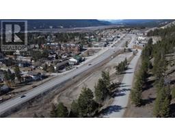 7585 Redstreak Road, Radium Hot Springs, BC V0A1M0 Photo 3