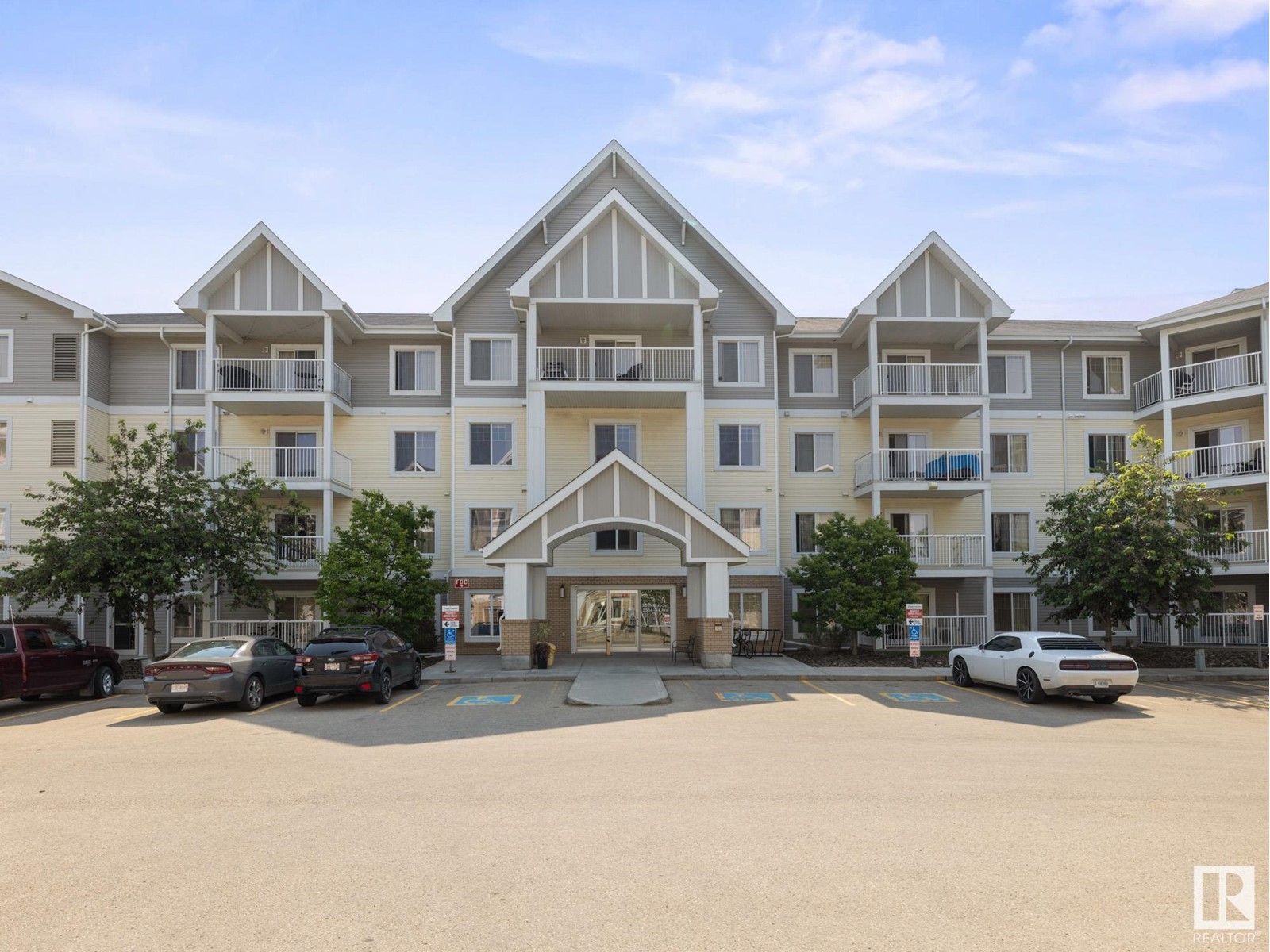310 2204 44 Ave Nw