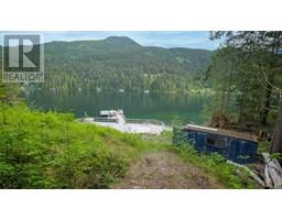 Lot E Cheeyah Island, Bamfield, BC V0R2B0 Photo 3