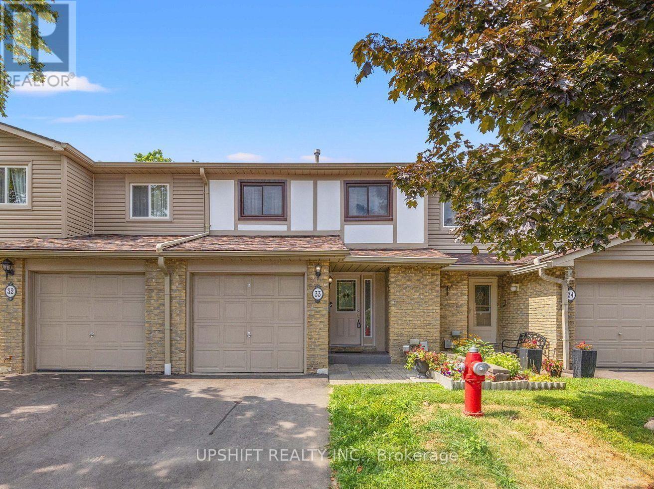 33 33 Greenwich Circle