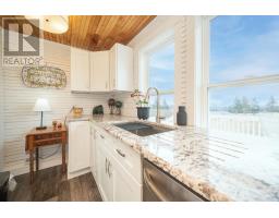 Bath (# pieces 1-6) - 1179 Route 2, Rollo Bay, PE C0A2B0 Photo 4