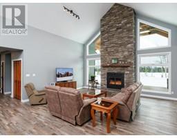 Living room - 348 Dusty Trail, Whitehorse North,  Y1A6N4 Photo 4