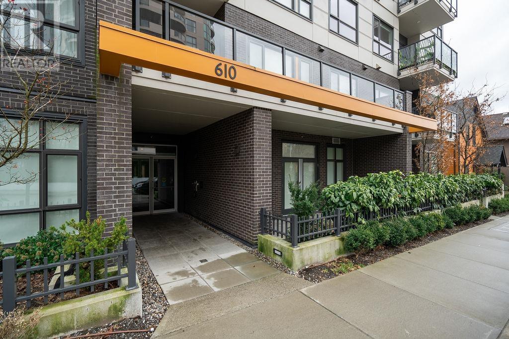 101 610 Brantford Street