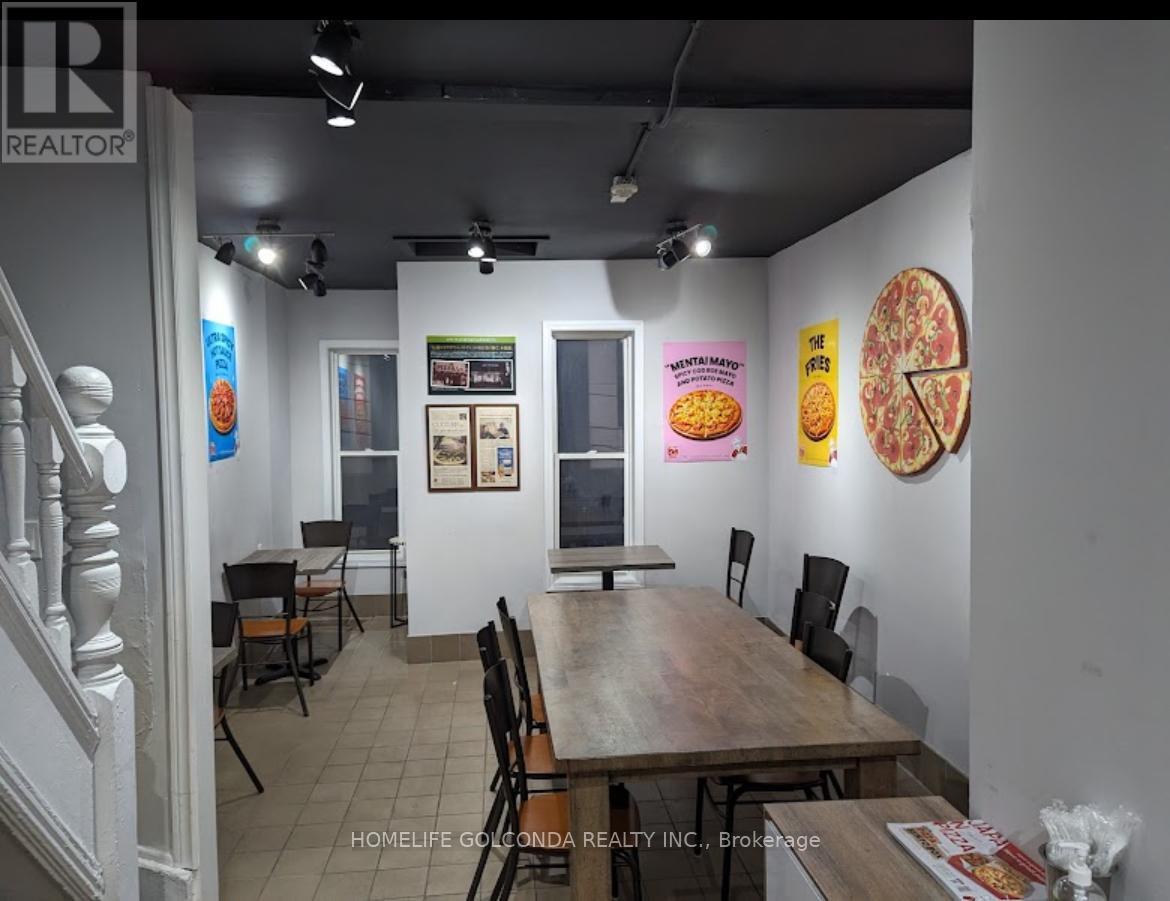78 Gerrard Street W