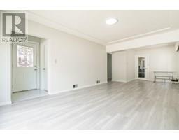 882 E 63rd Avenue, Image 3