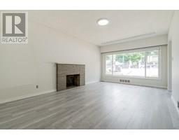 882 E 63rd Avenue, Image 2