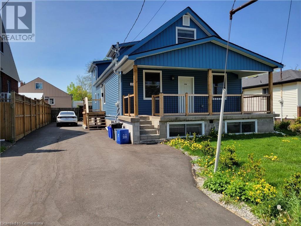 176 Queensdale Avenue E